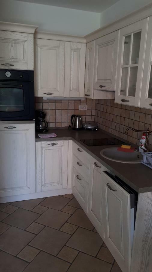 Apartment Lorenzo Pomer Εξωτερικό φωτογραφία